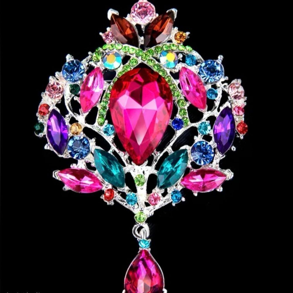 🩷 NEW Colorful & Stunning Gemstone Brooch 🩷